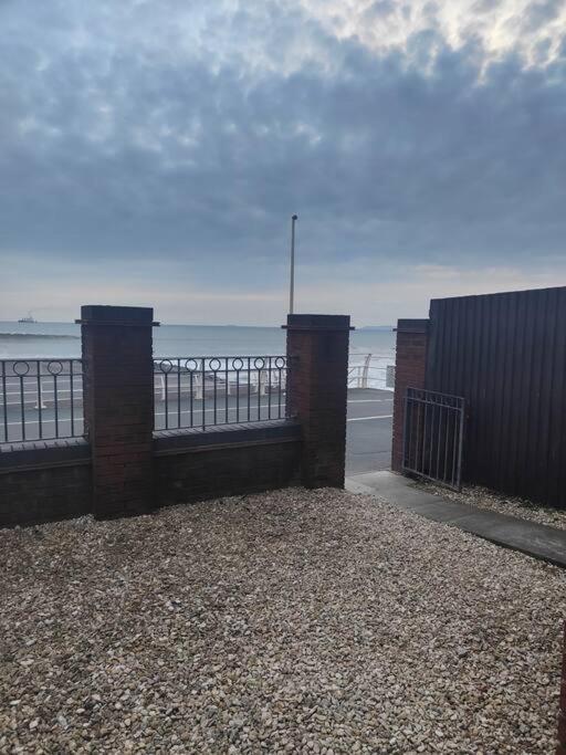 Shoreline Seaside Holiday Home Aberavon Beach พอร์ตทัลบอต ภายนอก รูปภาพ