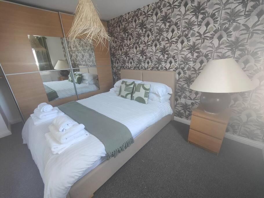 Shoreline Seaside Holiday Home Aberavon Beach พอร์ตทัลบอต ภายนอก รูปภาพ