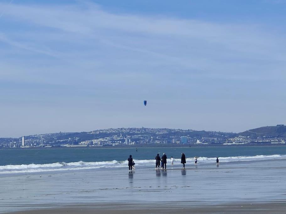 Shoreline Seaside Holiday Home Aberavon Beach พอร์ตทัลบอต ภายนอก รูปภาพ
