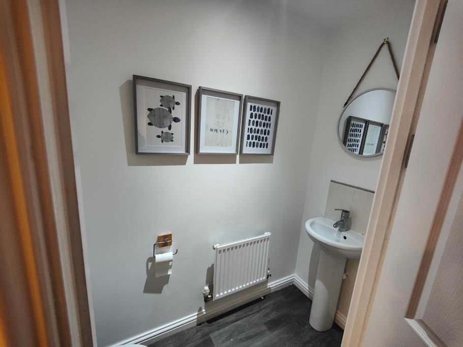 Shoreline Seaside Holiday Home Aberavon Beach พอร์ตทัลบอต ภายนอก รูปภาพ